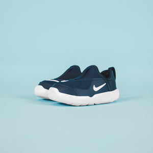 nike lil swoosh toddler