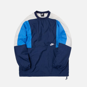 blue white nike windbreaker