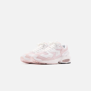 nike air max light pink and white