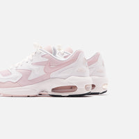 light pink air maxes