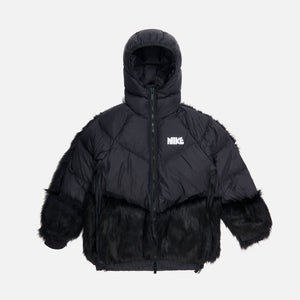 black nike parka