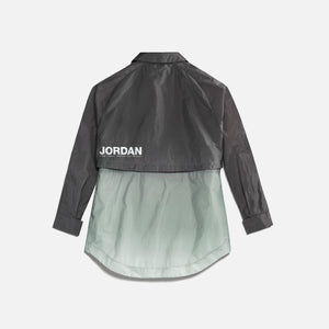 jordan windbreaker black