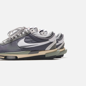 Nike x Sacai Zoom Cortez - Iron Grey / White / Light Cream – Kith