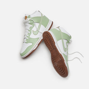 Nike Dunk High Retro SE EMB - Honeydew / Summit White – Kith