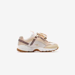 Nike x Jacquemus Air Humara LX - Light Bone / Gold / Sail – Kith