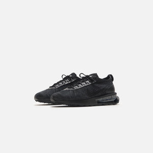 Nike Max Flyknit Racer - / Anthracite-Black Kith