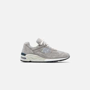 New Balance 990 v2 - Grey / Dark Grey / White