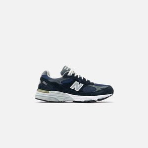 navy blue and white new balance