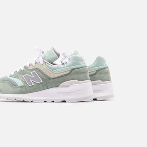 New Balance 997 - Mint – Kith