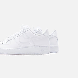 air force 1 low white on white