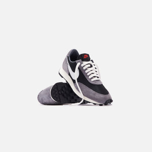 nike daybreak sp black metallic silver