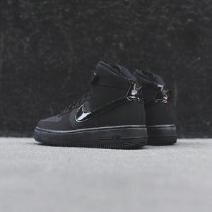 black nike air force high