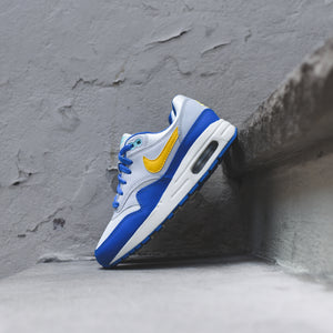 nike air max 1 signal blue