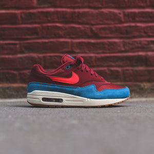 air max 1 red abyss