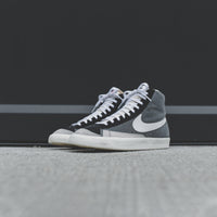 nike blazer mid 77 vintage cool grey white black