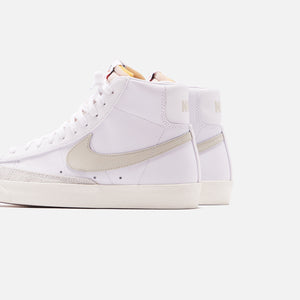 nike blazer mid 77 vintage white sail