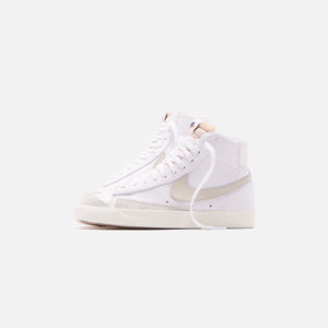 nike blazer mid 77 white light bone sail