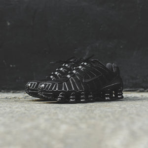 triple black shox