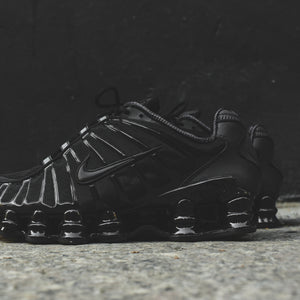 nike shox tl triple black