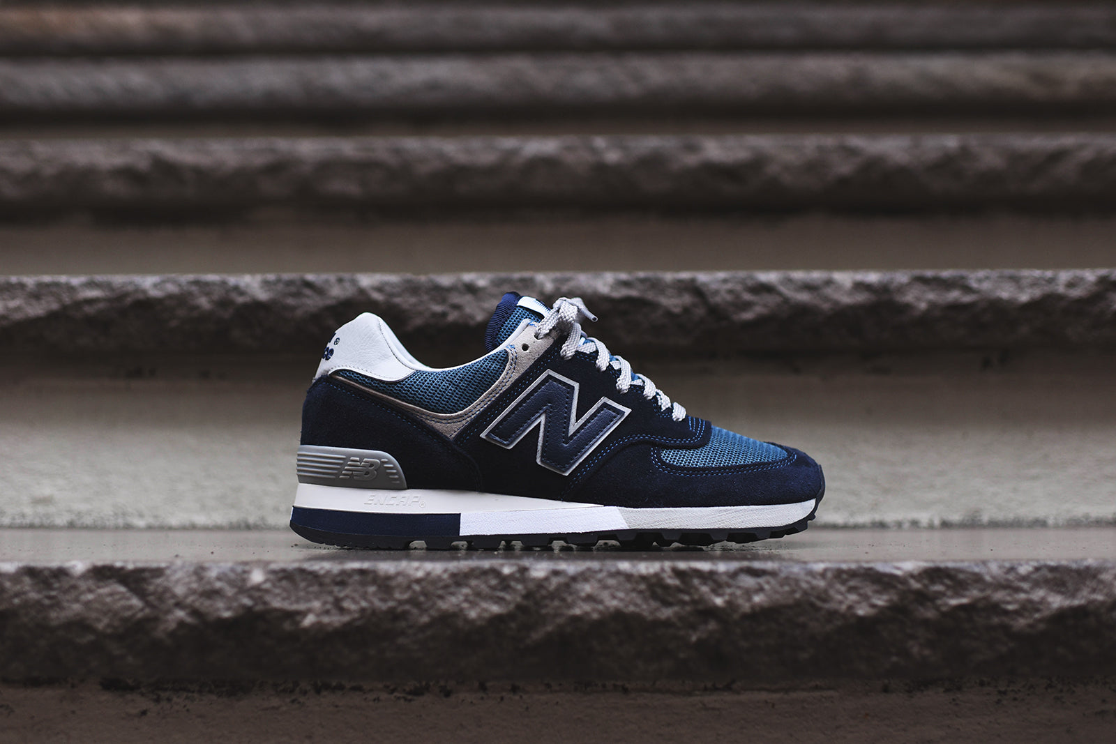 new balance navy