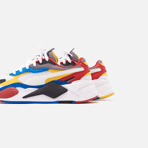 red white blue yellow pumas