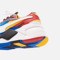 red blue and yellow pumas
