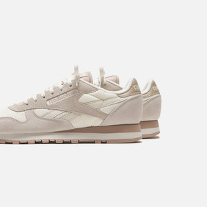 Reebok Classic Leather - Chalk / Beige – Kith