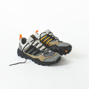 adidas consortium x livestock terrex skychaser