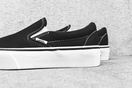 classic black and white vans