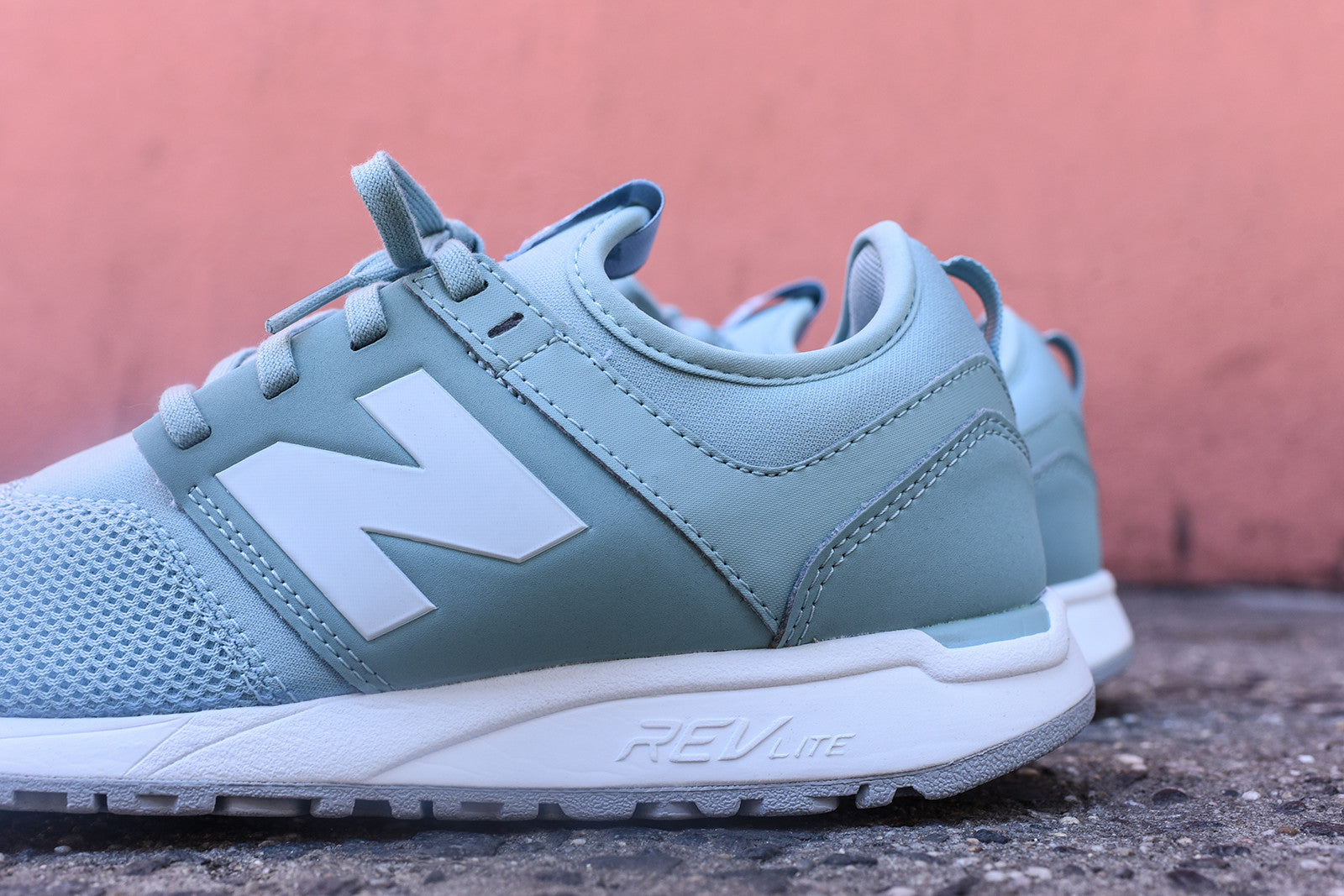 light blue new balance 99