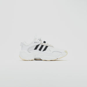 adidas tephra runner white