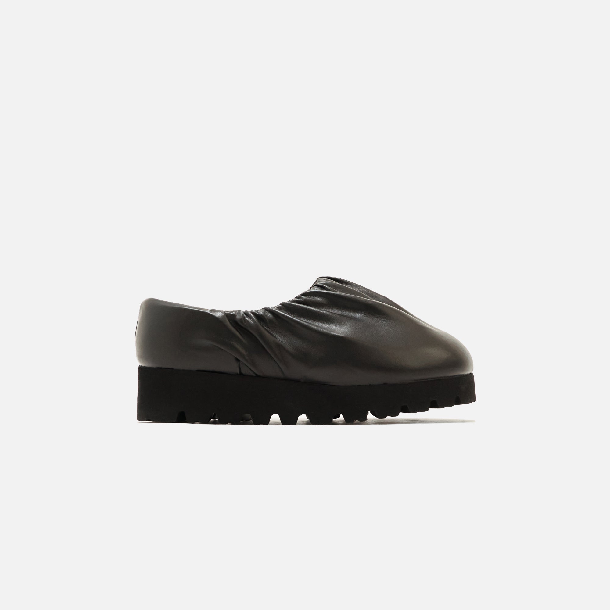 Yume Yume Camp Shoe Low - Black Bio