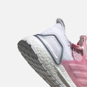 ultra boost 2019 pink