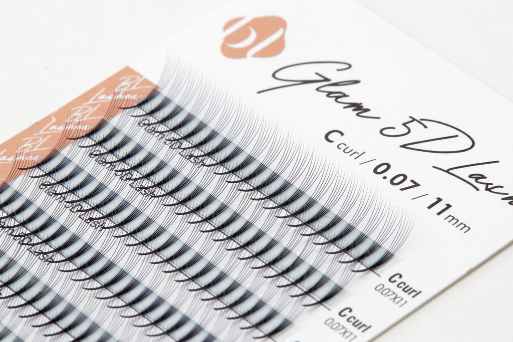 Glam 5D premade lash fans by bl lashes