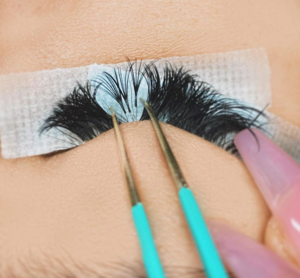 Naturally grown out lashes