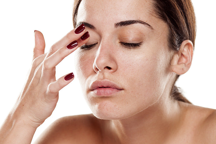 primer for eyelids excess oil