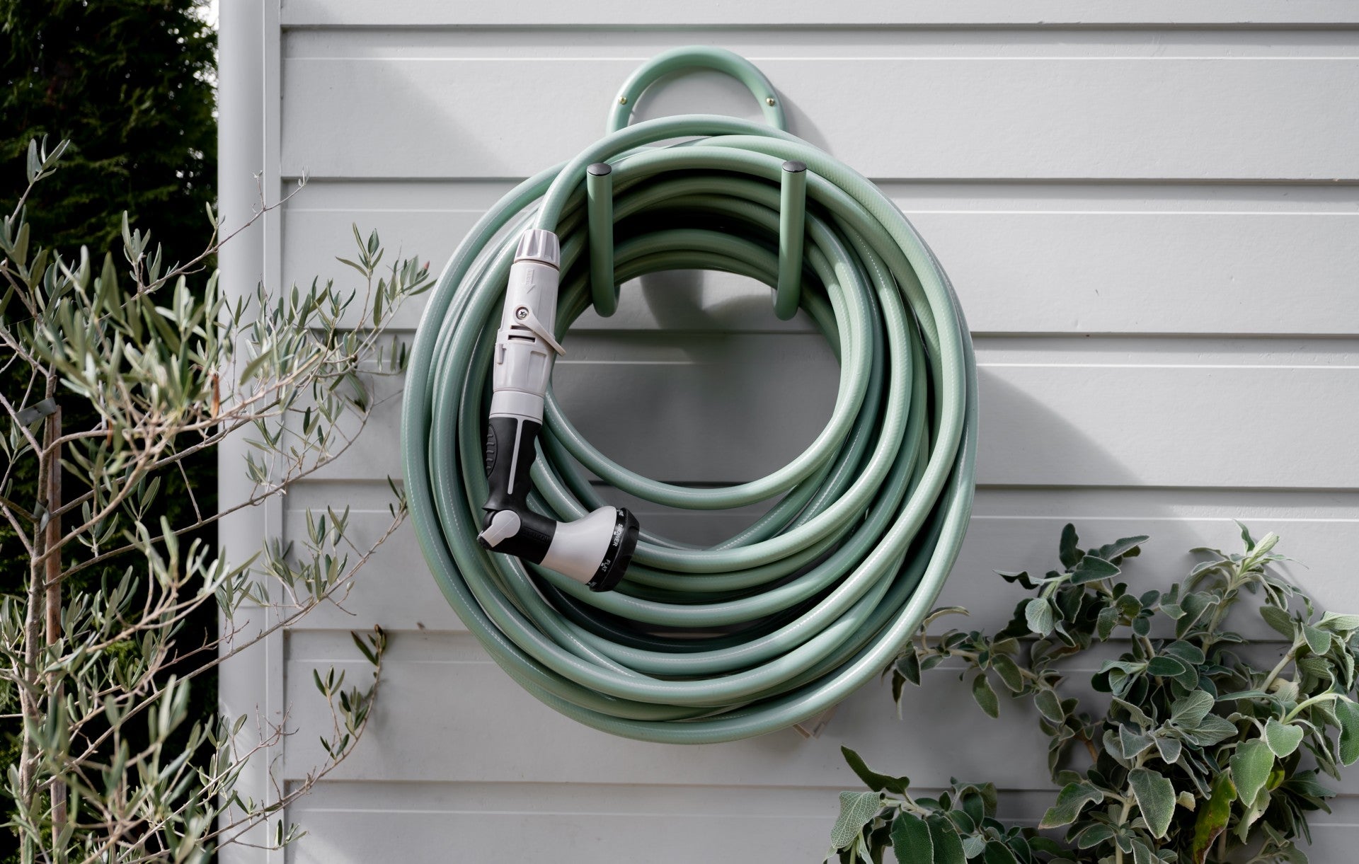 sage-green-hose-and-hanger-pack