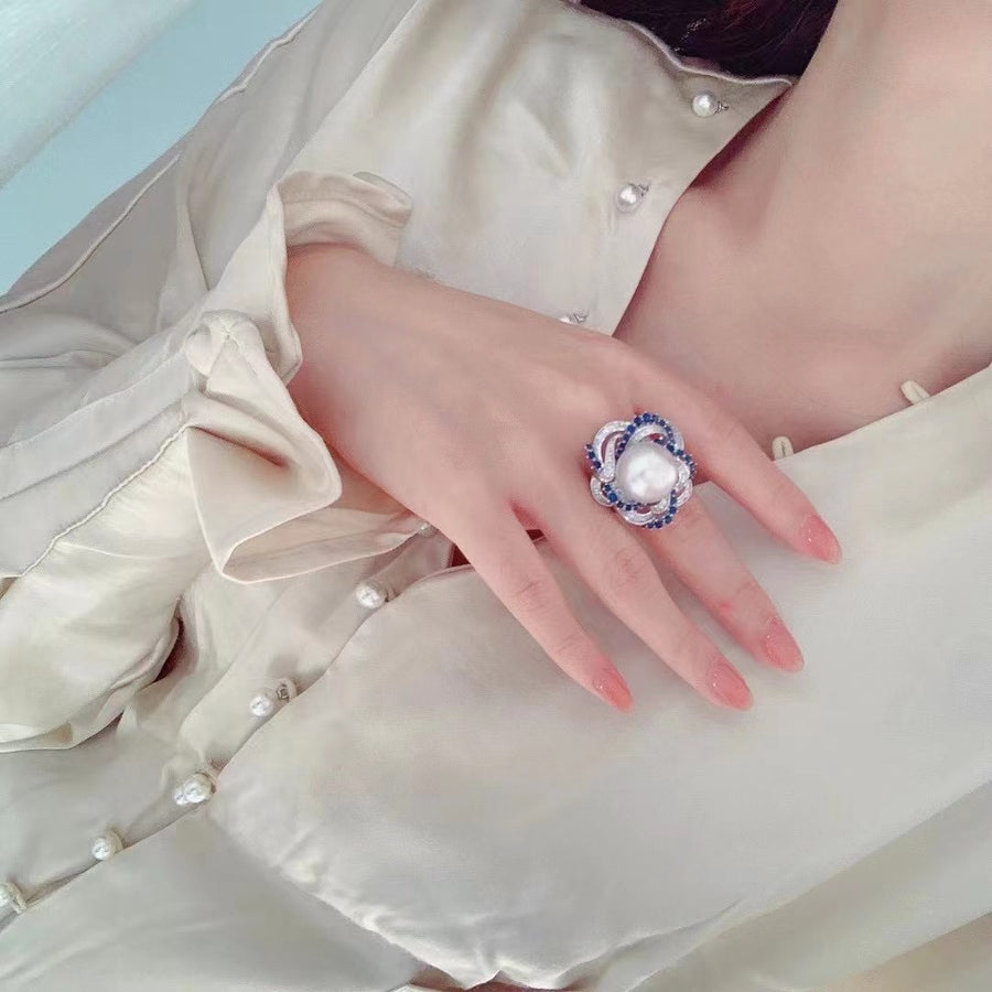Venus | Sapphire & South Sea pearl Ring