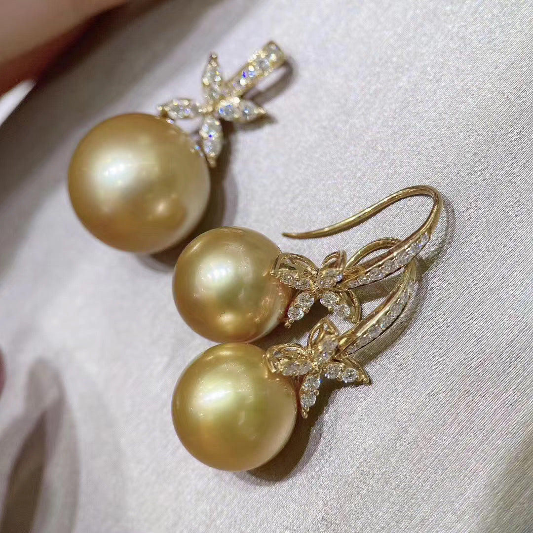 Diamond & South Sea pearl Earrings & Pendant Set – ANNIE CASE FINE JEWELRY