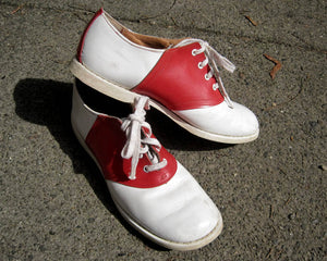 1950s Red \u0026 White Leather Saddle Shoes 