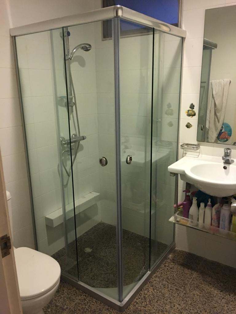 Singapore Shower Screen Corner Entry - SS001