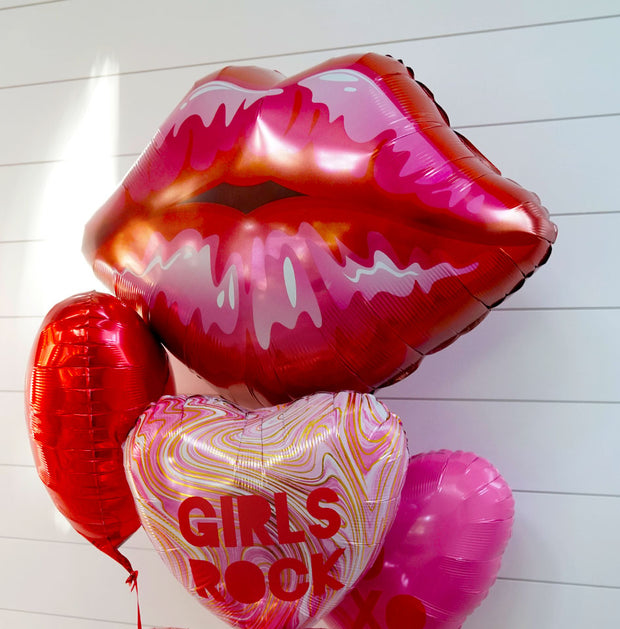 Ballons Kiss + Coeur 33cm 50 pièces