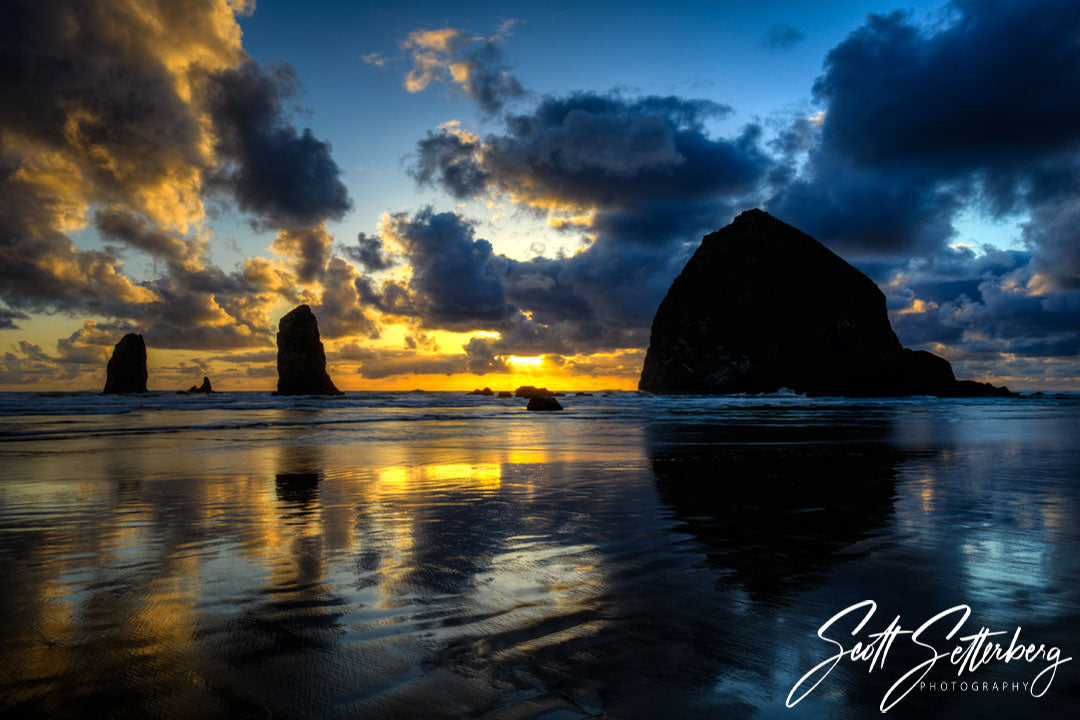 Haystack Rock, Cannon Beach, Oregon