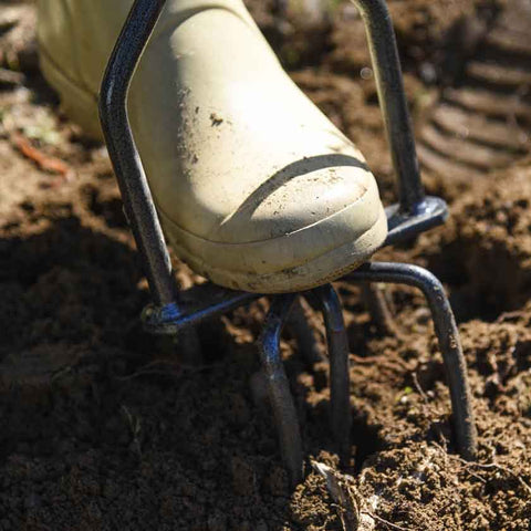 Twist Tiller tilling and digging garden tool