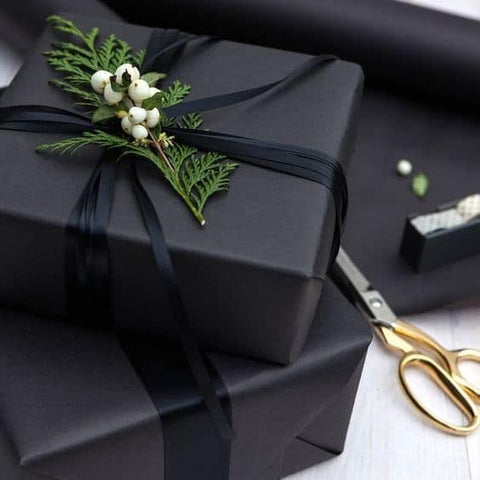 black luxury gift boxes