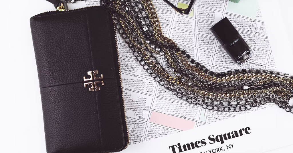 How to Spot Fake Kate Spade Bags: 7 Ways to Tell Real Purses