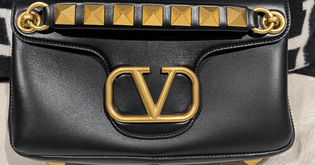 Mario Valentino Authenticated Clutch Bag