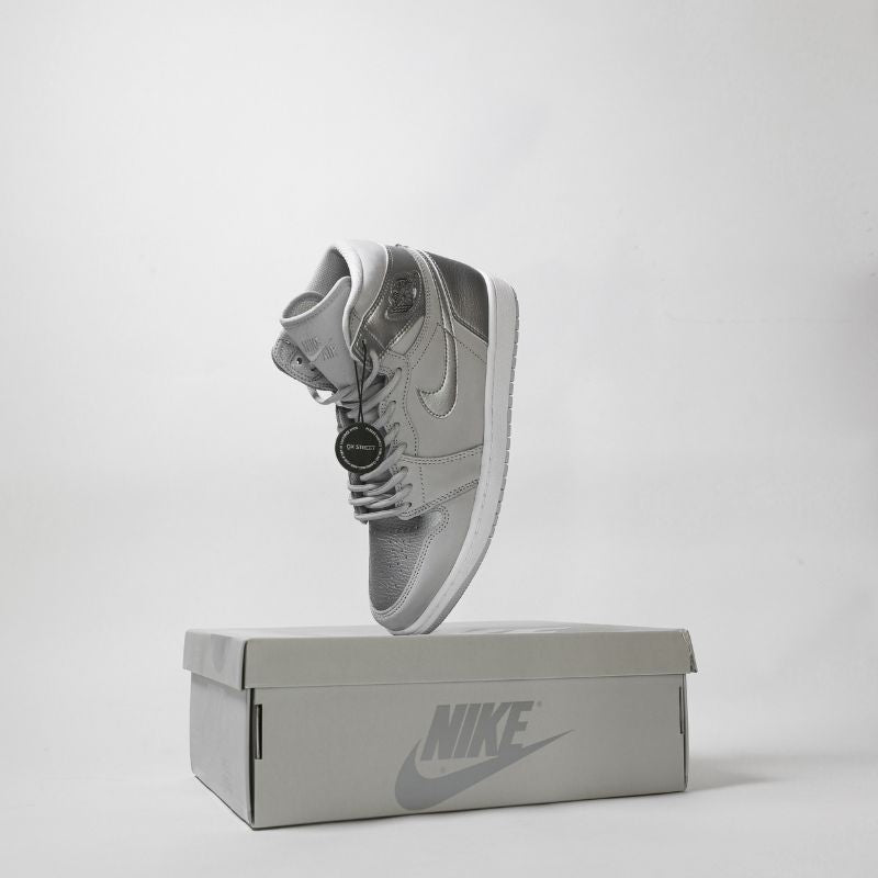 Nike's One Box Cuts Packaging in Half.