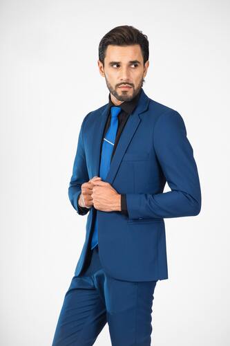 8 Unique Blue Suit Combinations With Shirts, Tie, And Shoes