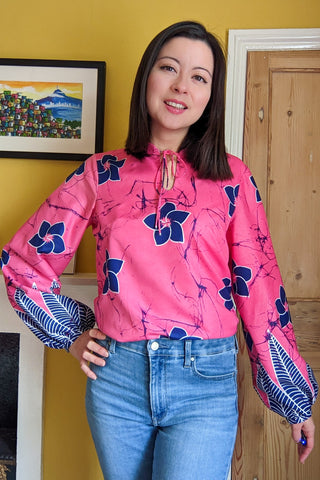 Lisa's Forget-me-not Helmi blouse
